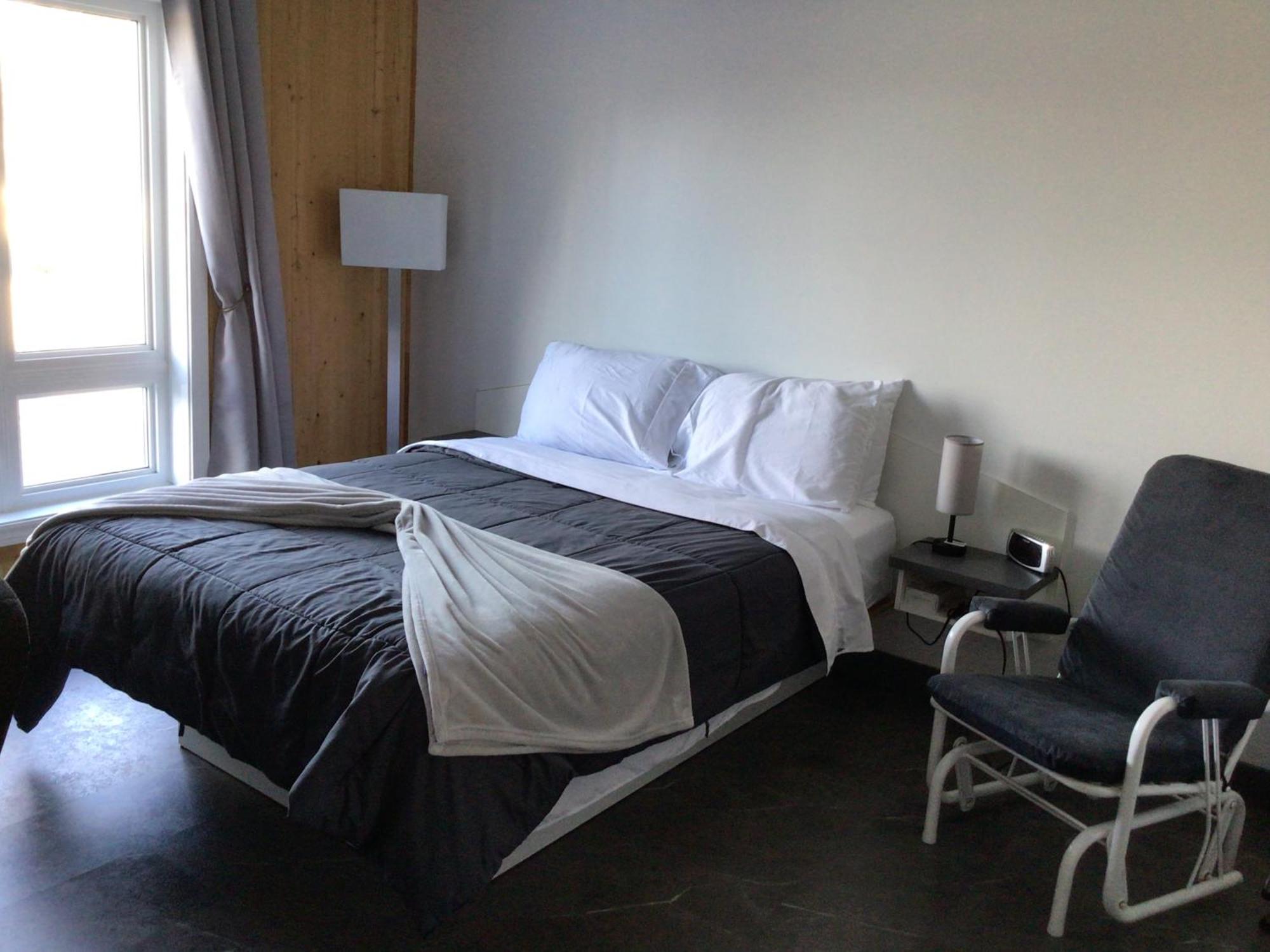 Hotel Auberge St-Felicien Saint-Félicien Dış mekan fotoğraf